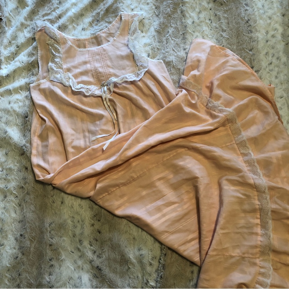 Vintage peach and lace full length nightgown
